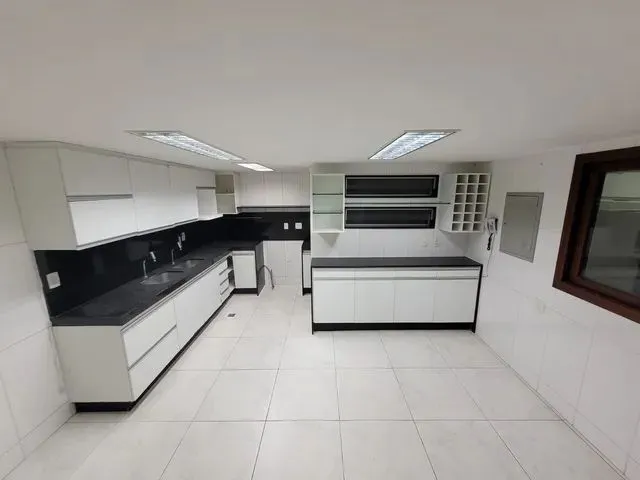 Imagem: Ótimo Apartamento com 220M², 4 Quartos