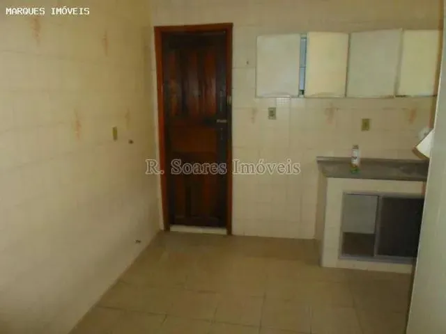 Imagem 3: Casa com Dois Quartos, em Marechal Hermes, Rua Coruripe