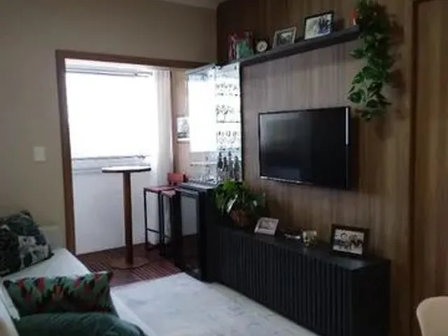 Imagem: O apartamento possui 2 Dormitórios, 1 Banheiro, 1 Vaga na