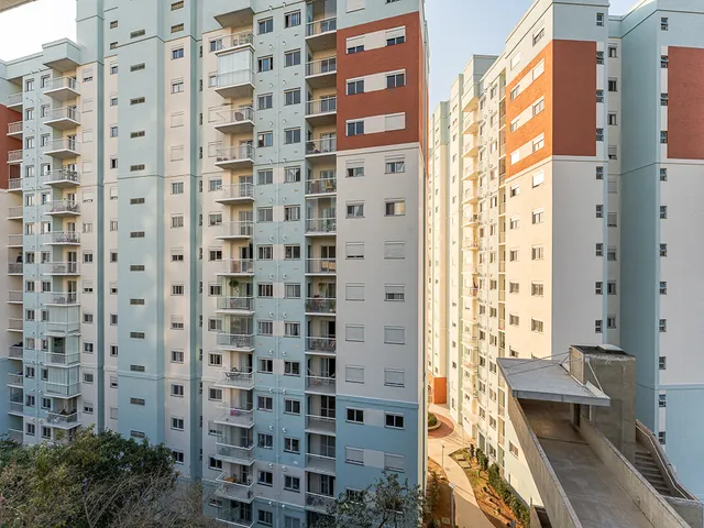 Imagem: O apartamento possui 2 Dormitórios, 1 Banheiro, 1 Vaga na