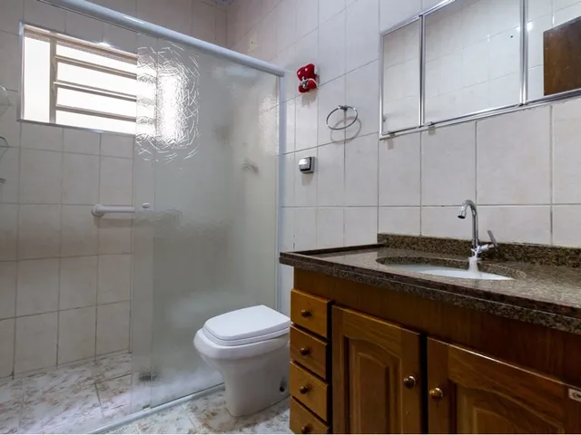 Imagem 9: Casa À Venda em Osasco, Helena Maria, com 4 Quartos, 226M²