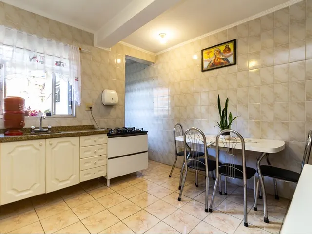 Imagem 10: Casa À Venda em Osasco, Helena Maria, com 4 Quartos, 226M²