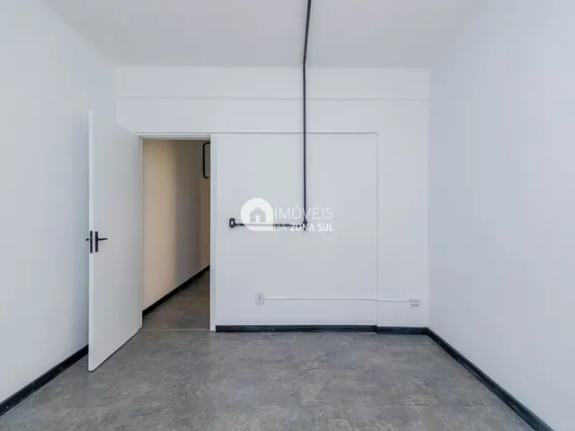Imagem 7: Apartamento 2D com suíte e garagem coberta no Bom Fim