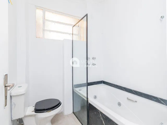 Imagem 13: Apartamento 2D com suíte e garagem coberta no Bom Fim