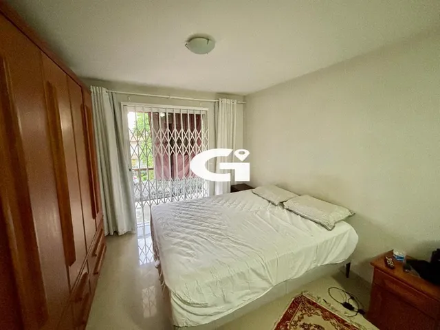 Imagem 13: Sobrado 3 quartos sendo 1 suíte, churrasqueira, 3 vagas e quintal no Santa Cândida