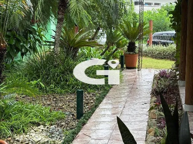 Imagem 11: Oportunidade em Morretes: Casa com Piscina, Spa Aquecido e 4 Quartos perto do Centro