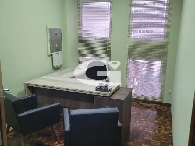 Imagem 7: Sala Comercial Mobiliada à Venda no Centro de Curitiba com 3 salas separadas e 1