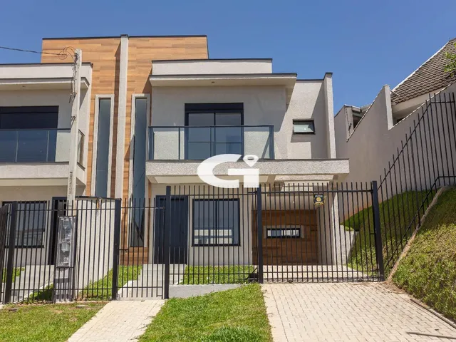 Imagem 3: Sobrados de 3 Dormitórios com Suíte e 2 Vagas de Garagem no Atuba em Curitiba