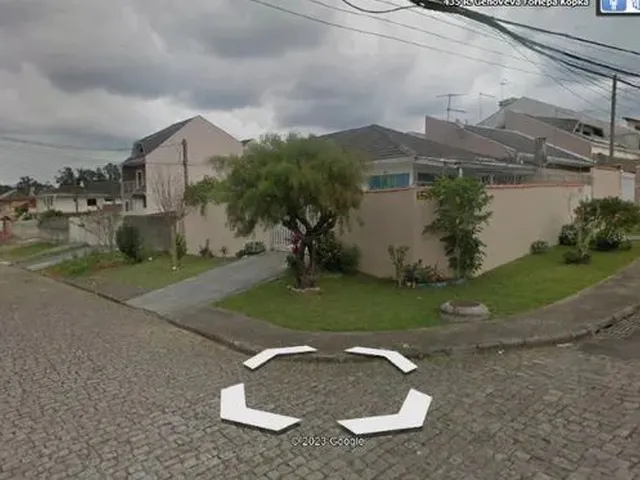 Imagem: Casa de Esquina no Pineville Próximo Aos