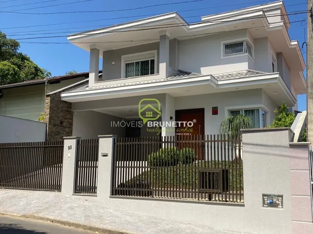 Imagem: CASA EM ALTO PADRÃO EM JOINVILLE/SC
