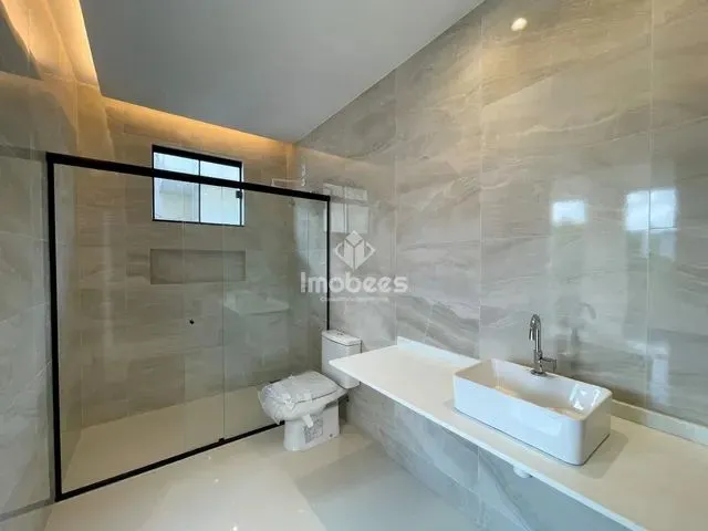 Imagem 10: Casa/Cond. Montenegro Boulevard - 5 Suítes - 395M² - 4 Vagas - 2 Varandas - Quintal
