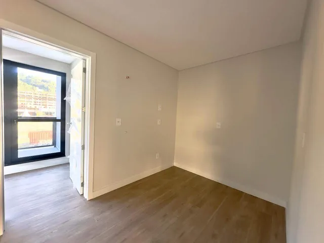 Imagem 3: Apartamento à venda, com 03 quartos, sendo 01 suíte e 02 demi, no bairro Vila Nova