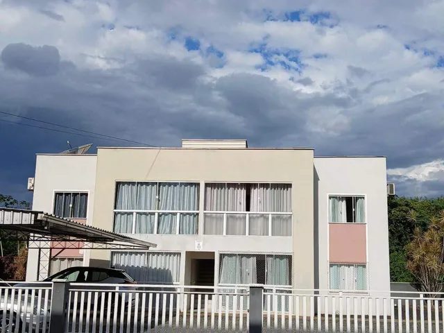 Imagem: O apartamento possui 2 Dormitórios, 1 Banheiro, 1 Vaga na