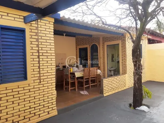 Imagem 3: Casa com Salão Comercial