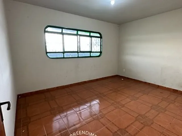 Imagem 16: Vendo Imóvel Comercial Vazado. com Frente para a Av. Alfredo Nasser. Luziânia/Go