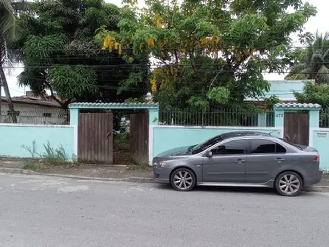 Imagem: A casa possui 2 Dormitórios, 1 Banheiro, 5 Vagas na