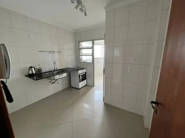 Imagem 2: Apartamento no Centro com 3 Quartos para Venda, 83 M²