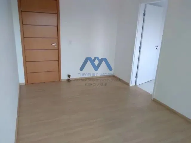 Imagem: O apartamento possui 2 Dormitórios, 1 Suíte, 2 Banheiros,
