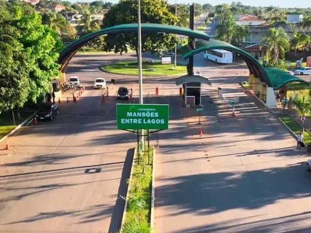 Imagem 2: Casa no Condomínio Entre Lagos!