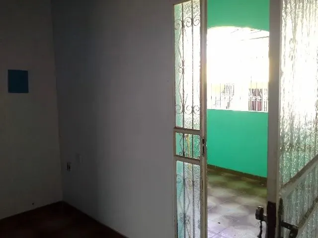 Imagem 8: Alugo Casa Bairro: Coroado 3, 2 Quartos Sendo 1 Suite, Garagem. Fone: