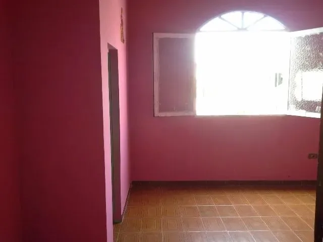 Imagem 7: Alugo Casa Bairro: Coroado 3, 2 Quartos Sendo 1 Suite, Garagem. Fone: