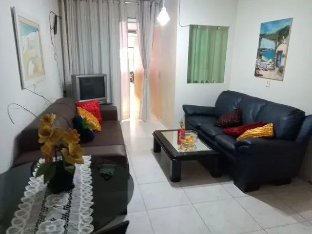 Imagem: A casa possui 3 Dormitórios, 1 Suíte, 3 Banheiros, 200m²