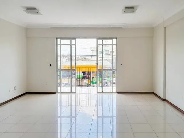 Imagem: Ed. Candido Pereira Amplo e Espaçoso Apto