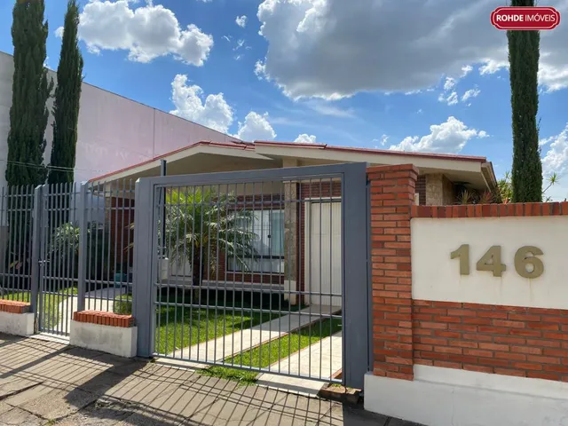 Imagem 11: CASA IMPECÁVEL de esquina no Centro