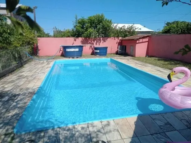 Imagem: A casa possui 5 Dormitórios, 5 Banheiros, 1.600m² de
