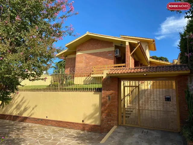 Imagem: Ótima Casa com Piscina à venda no bairro