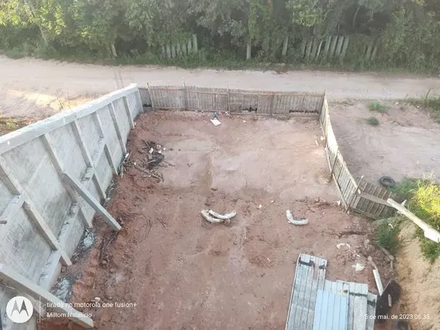 Imagem 4: Vendo Terreno com Vista Eterna para o Mar