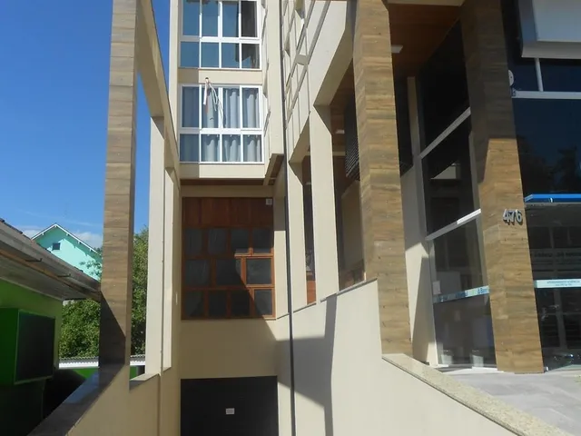 Imagem: O apartamento possui 3 Dormitórios, 1 Suíte, 3 Banheiros,