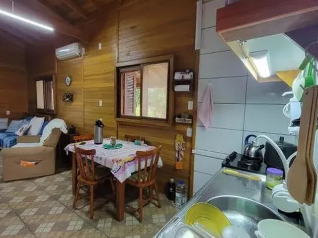 Imagem 2: Velleda Oferece Lindíssimo Sítio Chalé, Piscina e Frutíferas, em Condomínio Fechado