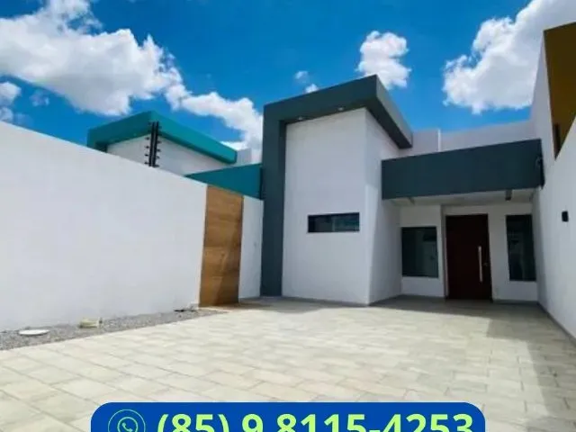 Imagem: A casa possui 3 Dormitórios, 2 Banheiros, 2 Vagas na