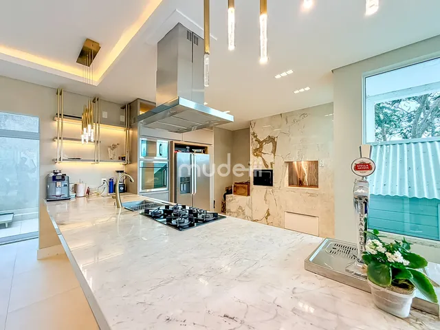 Imagem 1: Sobrado Triplex Alto Padrão