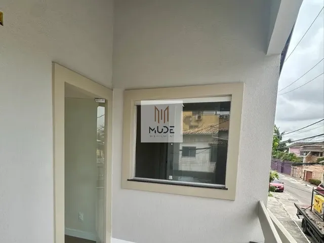 Imagem 2: Casa Duplex Reformada à Venda em Ipitanga - 4 Quartos Próxima da Praia