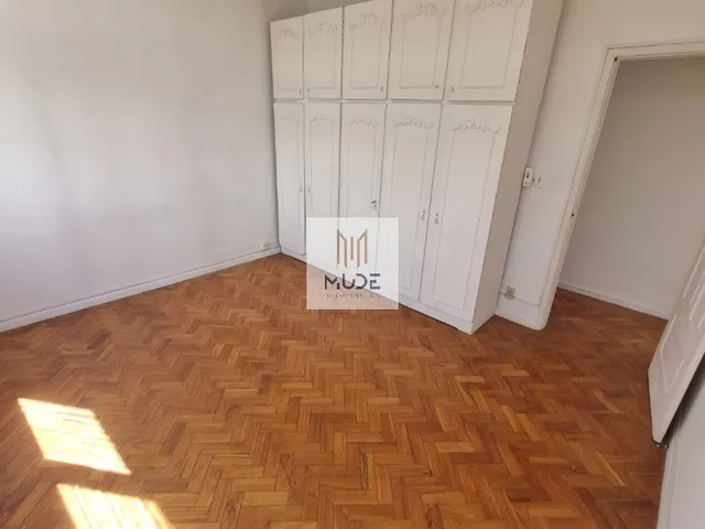 Imagem 5: Apartamento 3 QUARTOS, Banheiro social, Dependência Completa, 150m², Escada