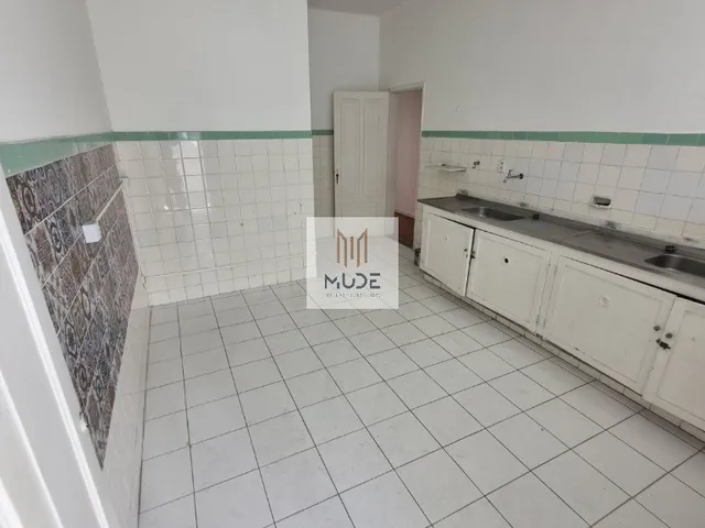 Imagem 8: Apartamento 3 QUARTOS, Banheiro social, Dependência Completa, 150m², Escada