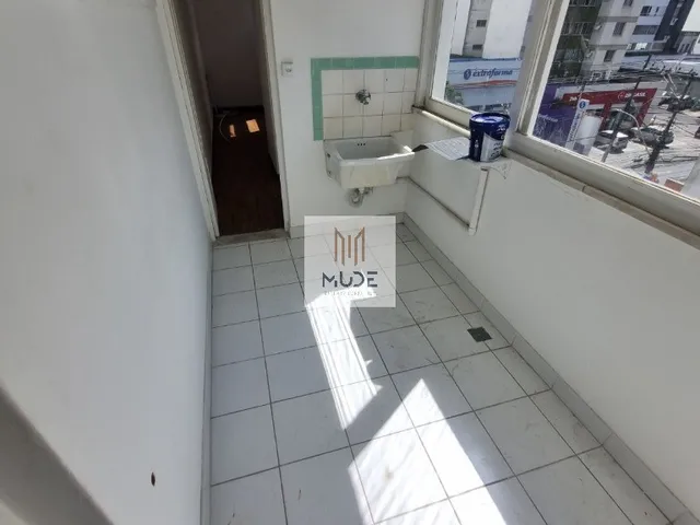 Imagem 2: Apartamento 3 QUARTOS, Banheiro social, Dependência Completa, 150m², Escada