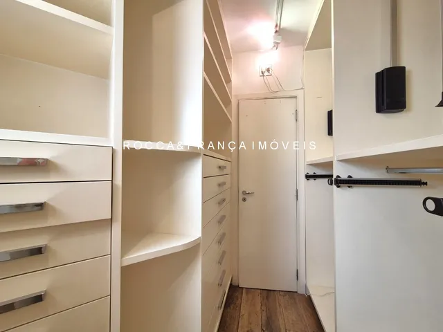 Imagem 9: APARTAMENTO REFORMADO PARA VENDA E LOCAÇÃO NO MIOLO DO ITAIM BIBI