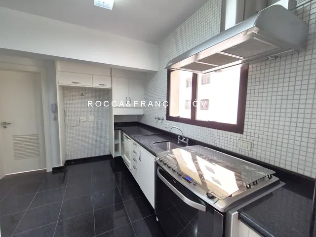 Imagem 8: APARTAMENTO REFORMADO PARA VENDA E LOCAÇÃO NO MIOLO DO ITAIM BIBI