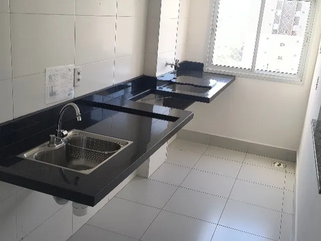 Imagem: O apartamento possui 3 Dormitórios, 1 Suíte, 2 Vagas na