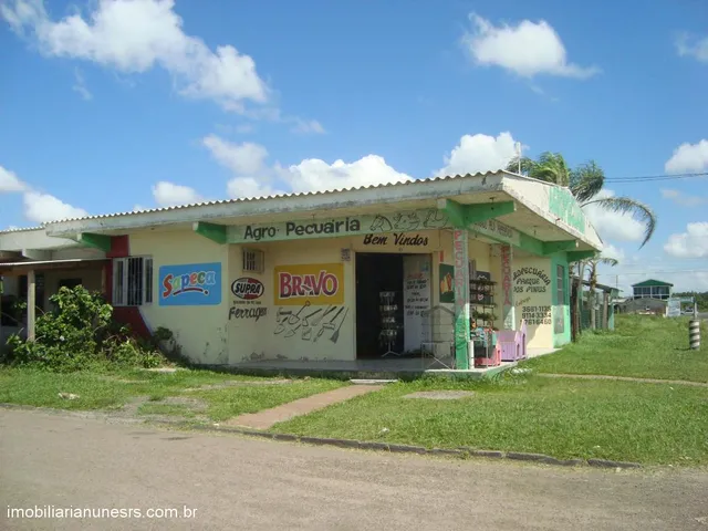 Imagem: Prédio com 3 Dormitorio(s) localizado(a)