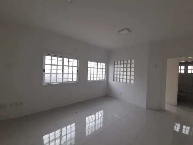 Imagem 4: Sala comercial Loja com 1 banheiro