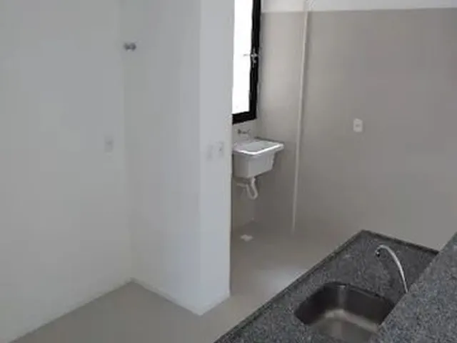 Imagem 2: Apartamento À Venda com 3 Quartos no Passaré