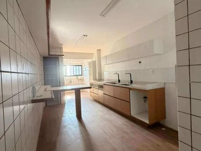 Imagem 2: Apartamento amplo para aluguel – 238m² | Andar alto