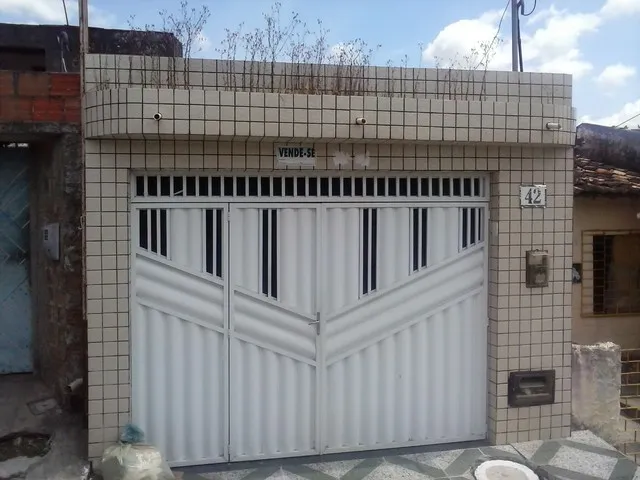 Imagem: Casa 2/4 com Escritura no Bairro Olária