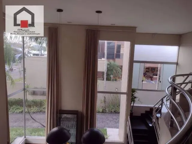 Imagem 3: Água Cristal 1000 M², Duplex com 04 Suítes