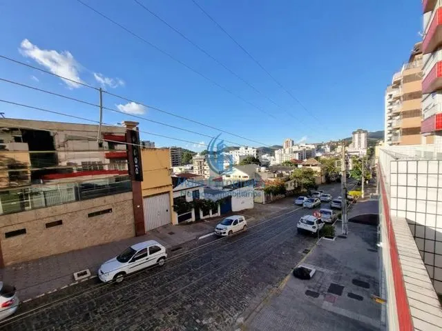 Imagem 1: Casa com 03 Quartos Sendo 01 Suíte para Locação - Bairro Centro - São Lourenço - Mg