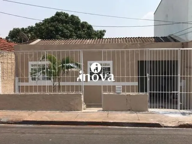 Imagem: Casa para Locação, 03 Quartos, Bairro